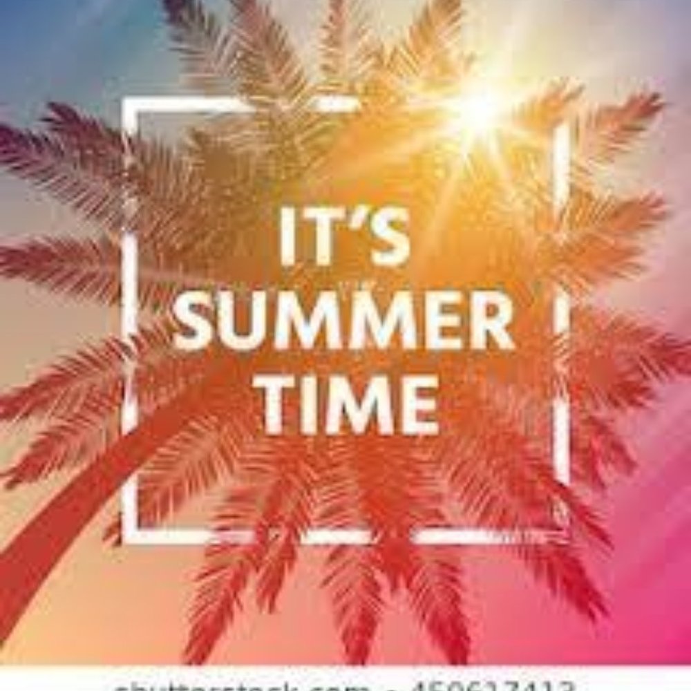 Mystery 5 items that have something to do with summer💖